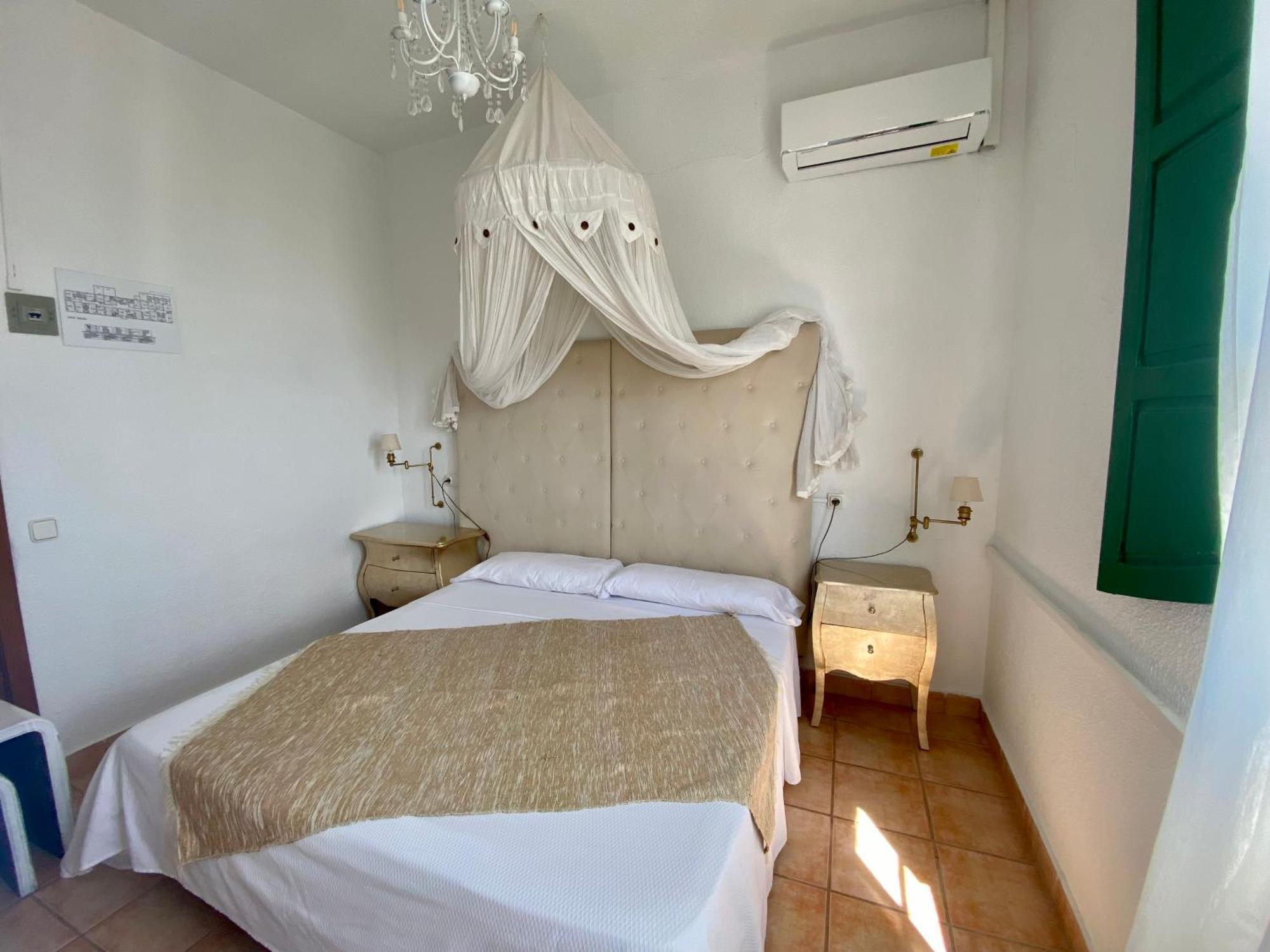 Buenavista & Suites Santa Eularia des Riu Dış mekan fotoğraf