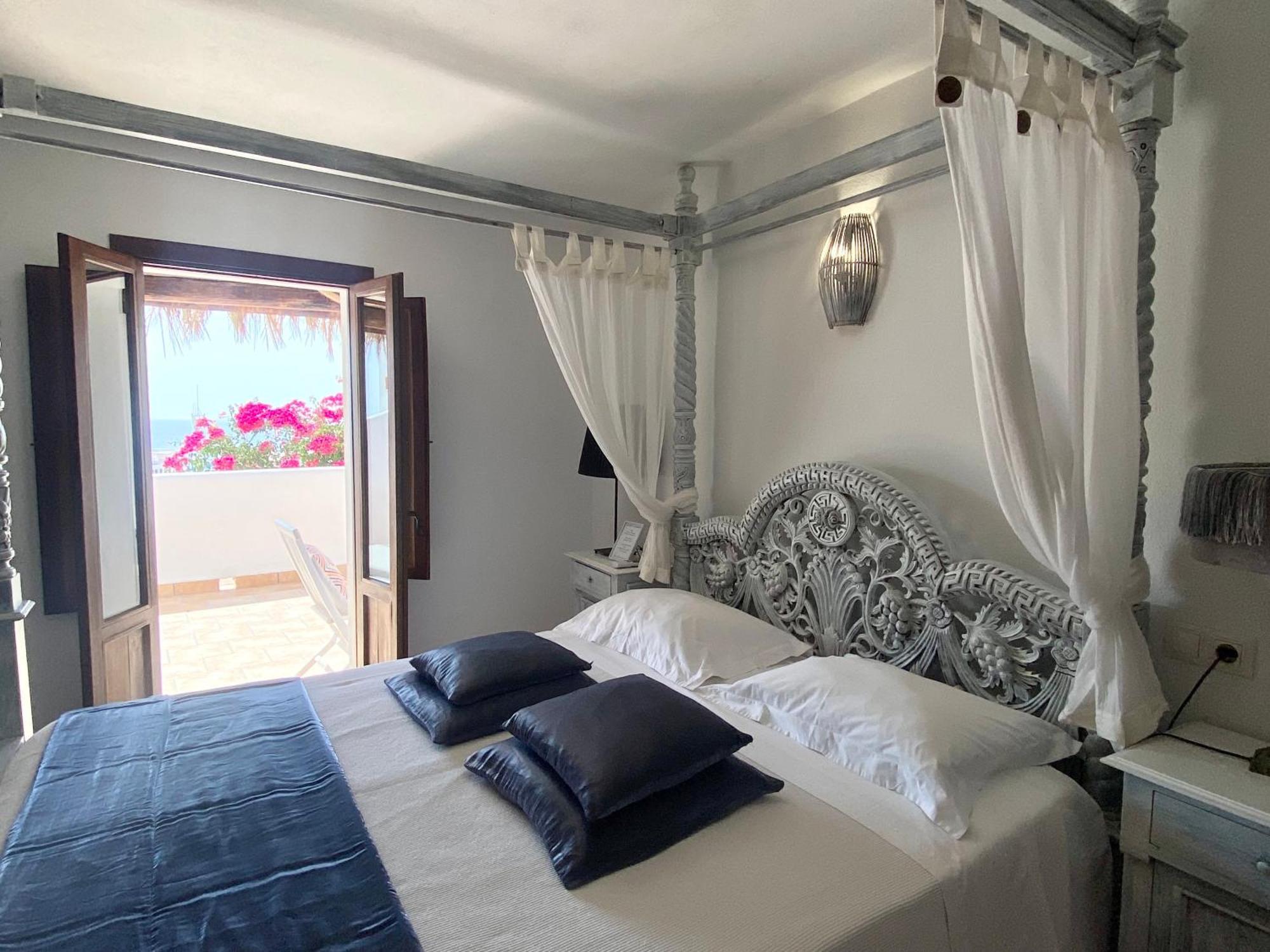 Buenavista & Suites Santa Eularia des Riu Dış mekan fotoğraf