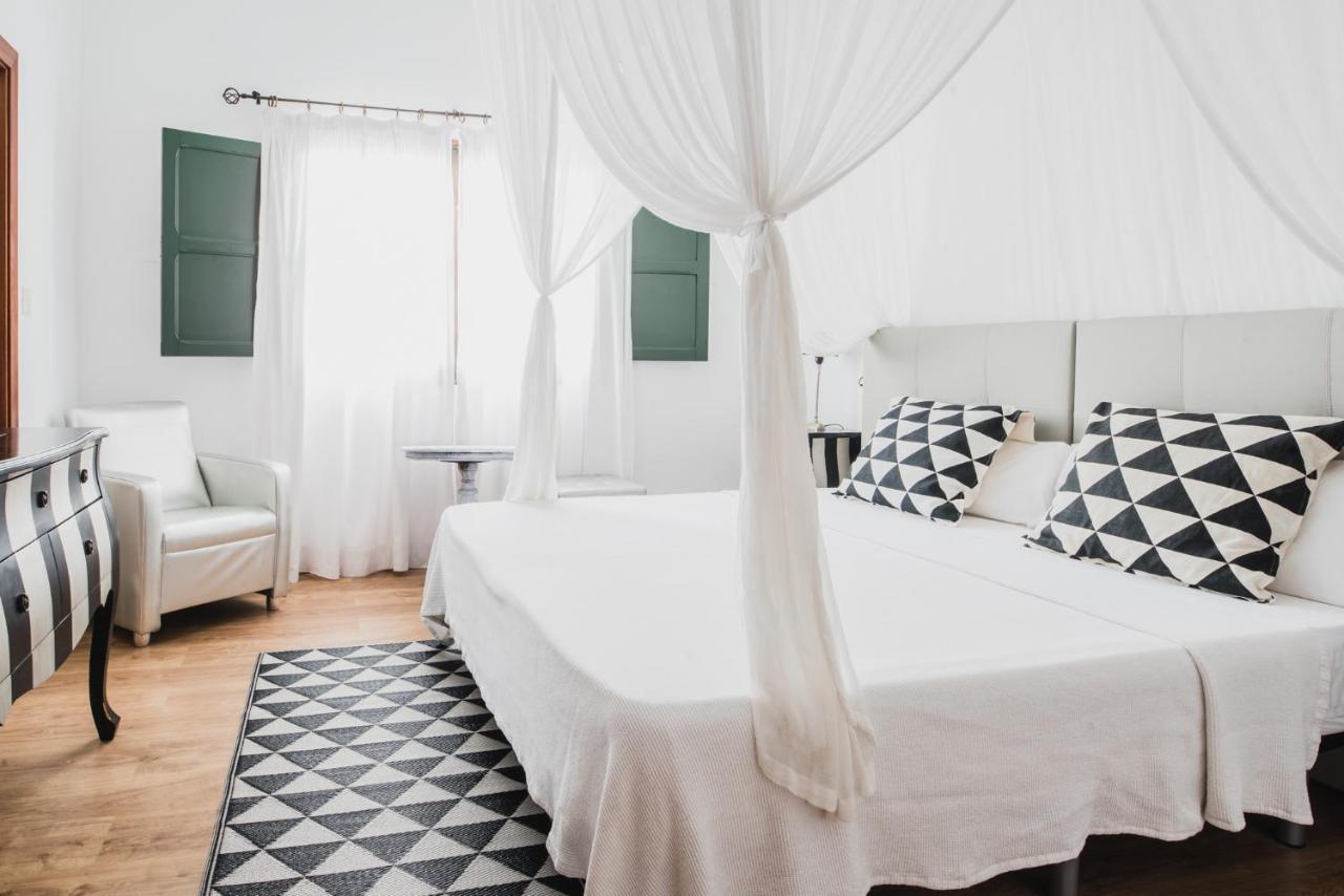 Buenavista & Suites Santa Eularia des Riu Dış mekan fotoğraf